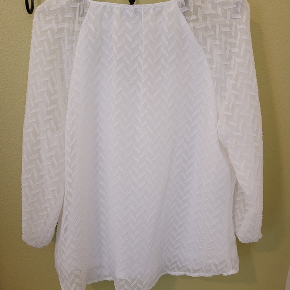 Top - Picture 2 of 3